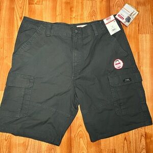 Wrangler Dark Gray Cargo Shorts NWT